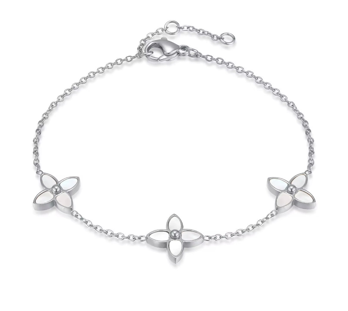 Lux Charm Armband