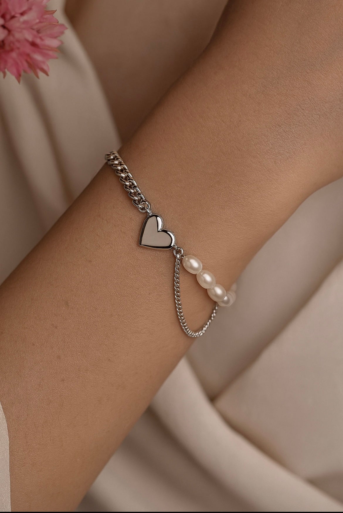 Pearl Heart Armband