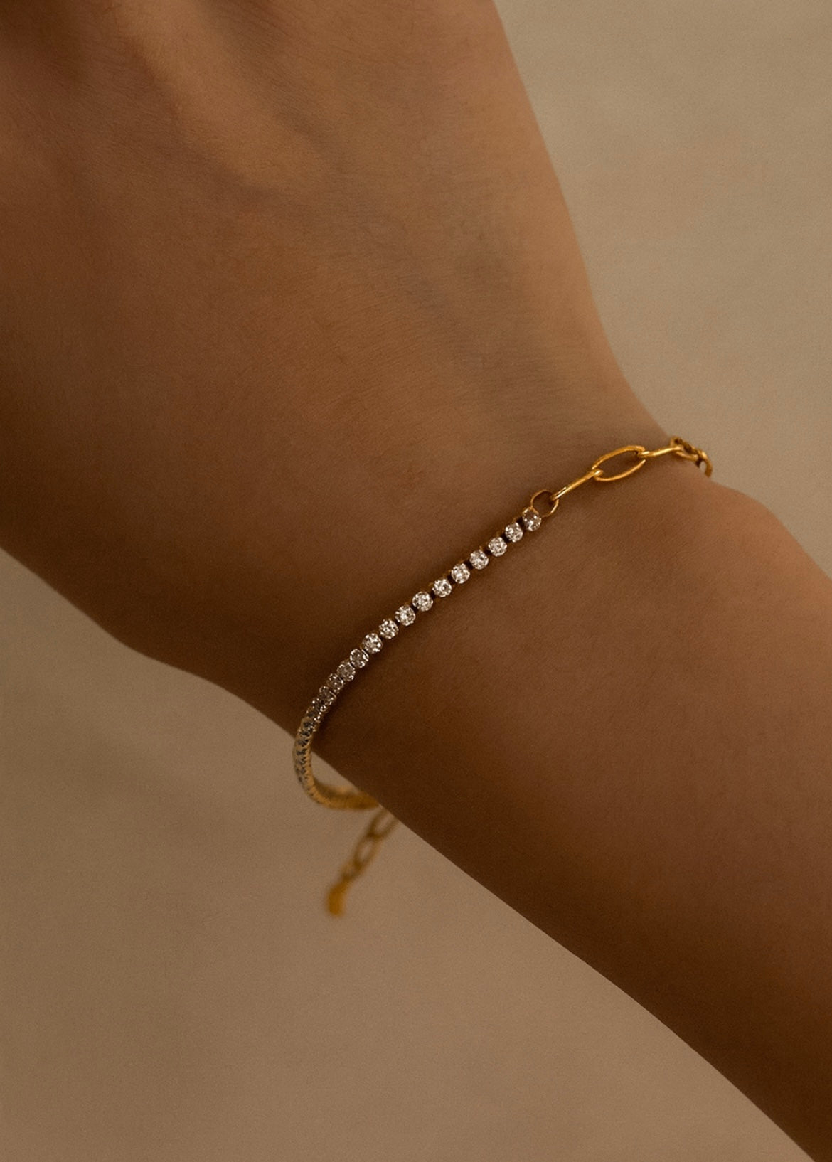 Half Tennis Glow Armband