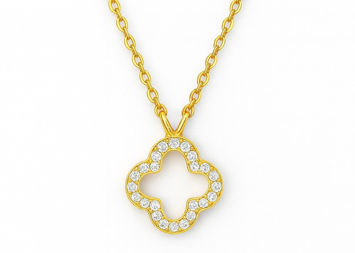 Lumi Clover Halskette